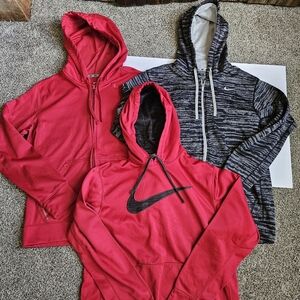 Lot of 3 Nike medium therma fit hoodies